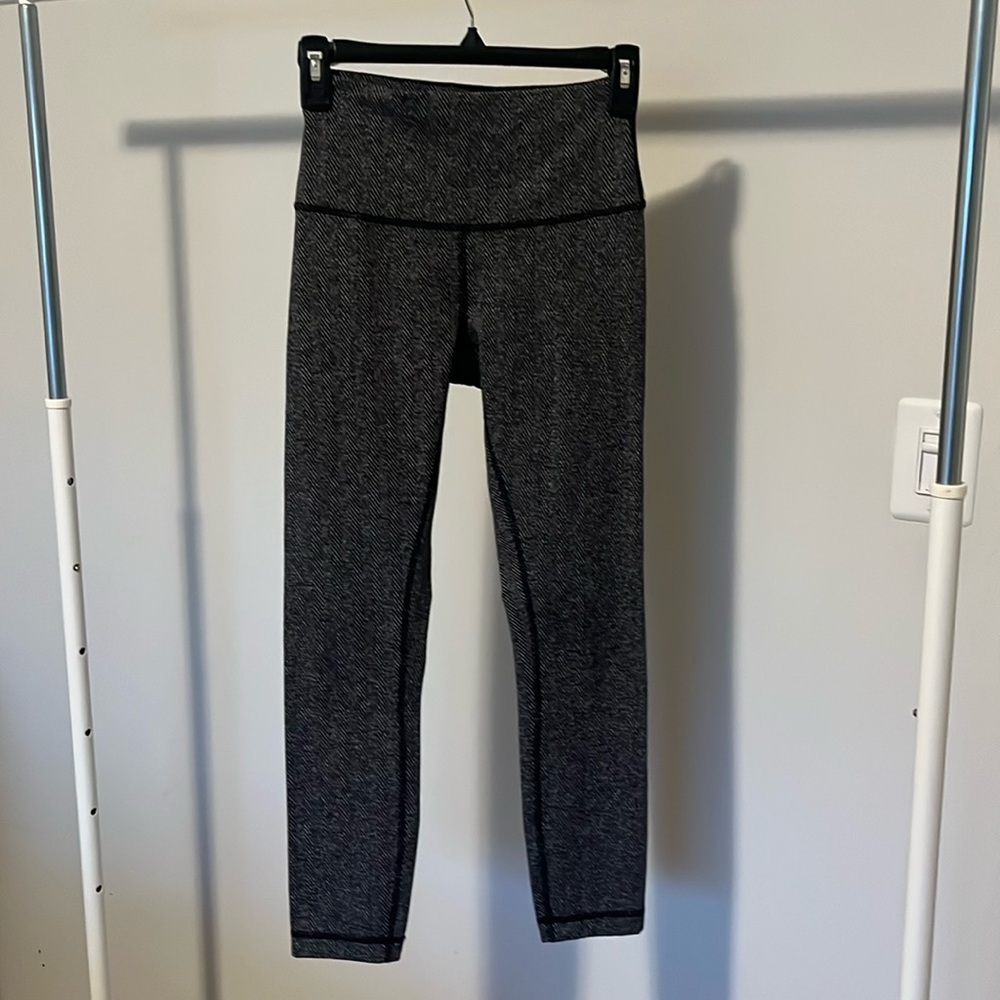 Lululemon Athletica Gray Stretch Leggings